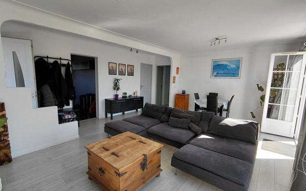 Appartement à vendre    6 pièces • 142 m2 Mouguerre