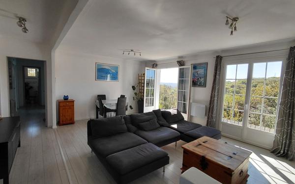 Appartement à vendre    6 pièces • 142 m2 Mouguerre