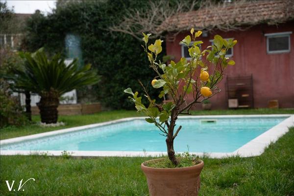 Maison à vendre 1 190 000 € Bordeaux 9 p 253,8 m² DPE D