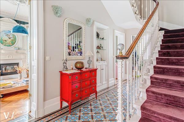 Maison à vendre 1 190 000 € Bordeaux 9 p 253,8 m² DPE D