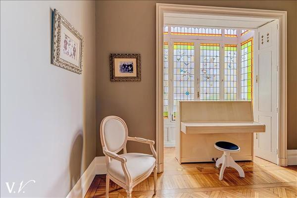 Maison à vendre 1 190 000 € Bordeaux 9 p 253,8 m² DPE D