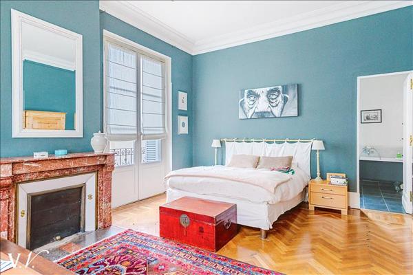Maison à vendre 1 190 000 € Bordeaux 9 p 253,8 m² DPE D
