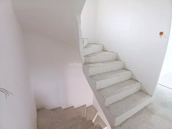 Vente                                                      Maison
                        
                                         160 m2                     à Valenton