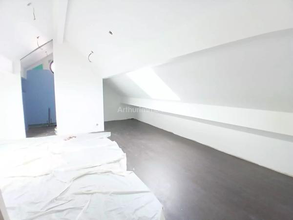 Vente                                                      Maison
                        
                                         160 m2                     à Valenton