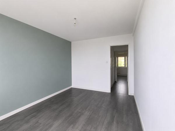 Appartement
         4 pièces
        - 69 m² Exclusivité 198 000 € *