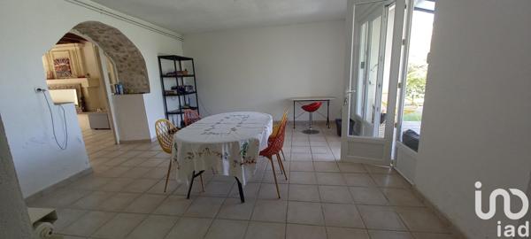 Maison à vendre 5 pièces 236 m² Saint-Bonnet-sur-Gironde