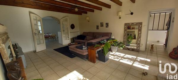 Maison à vendre 5 pièces 236 m² Saint-Bonnet-sur-Gironde