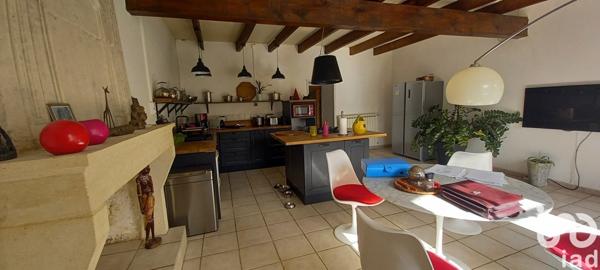 Maison à vendre 5 pièces 236 m² Saint-Bonnet-sur-Gironde