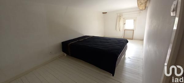 Maison à vendre 5 pièces 236 m² Saint-Bonnet-sur-Gironde