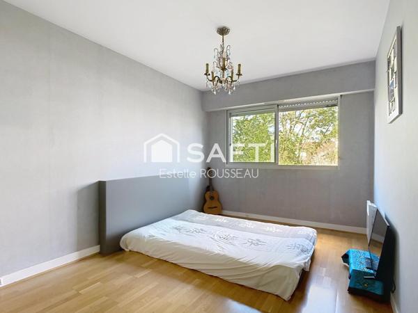 Appartement T4 lumineux, balcon calme, à 2 pas Bus