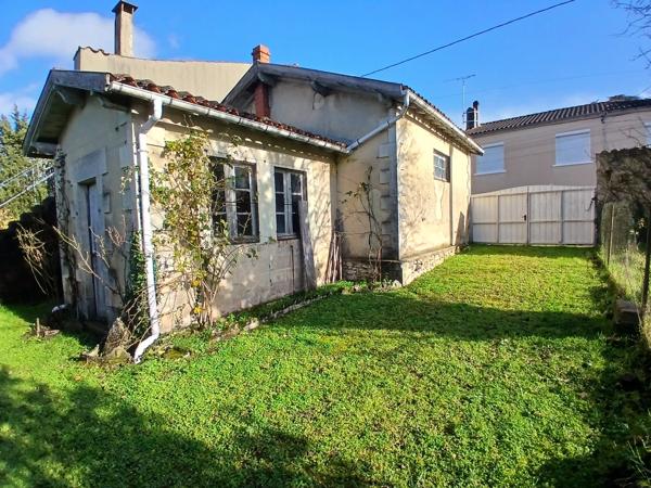 Magnifique maison au coeur de Cognac, avec piscine et garage.