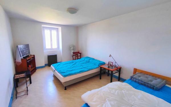 Maison à vendre    5 pièces •  Espalion