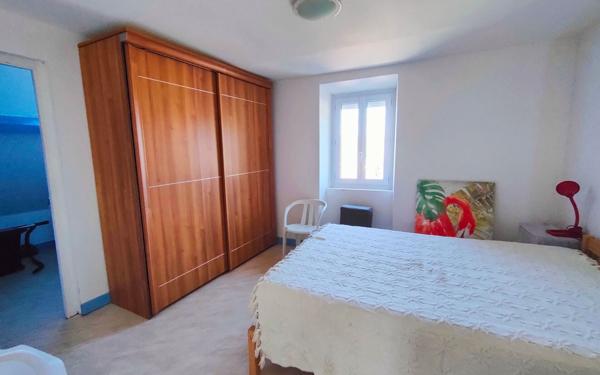 Maison à vendre    5 pièces •  Espalion