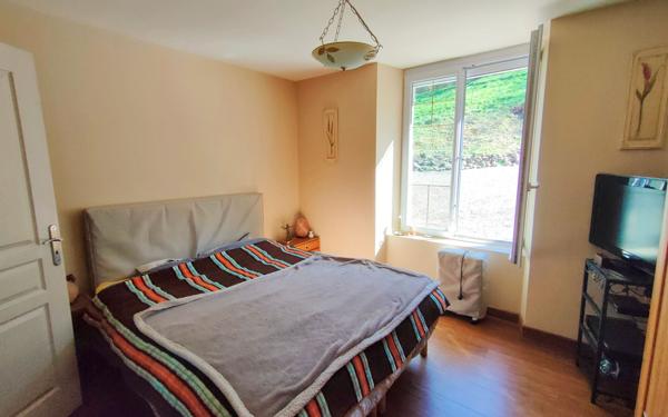 Maison à vendre    5 pièces •  Espalion