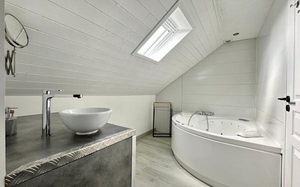 Maison à vendre    8 pièces •  Plouarzel