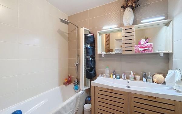 Appartement à vendre    5 pièces • 100 m2 Anglet