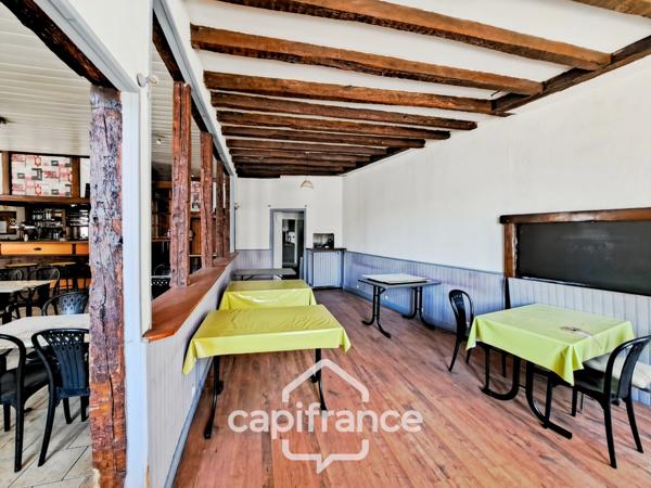Ancien bar-restaurant avec logement – Fort potentiel au cœur de Châteaumeillant