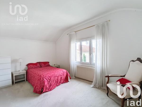 Maison à vendre 4 pièces 126 m² Saint-Maur-des-Fossés