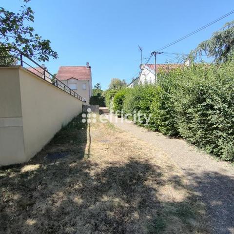 Appartement
         1 pièce
        - 24 m² 122 000 € *