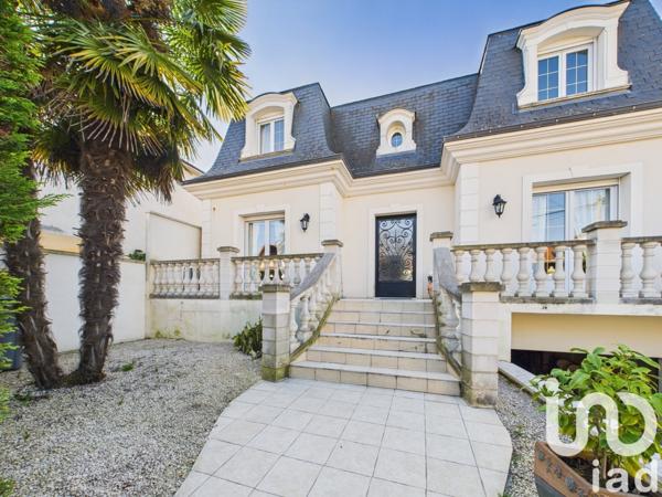 Pavillon 5 pièces de 154 m² à Gagny (93220)