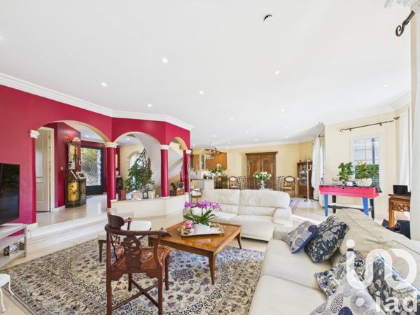 Pavillon 5 pièces de 154 m² à Gagny (93220)