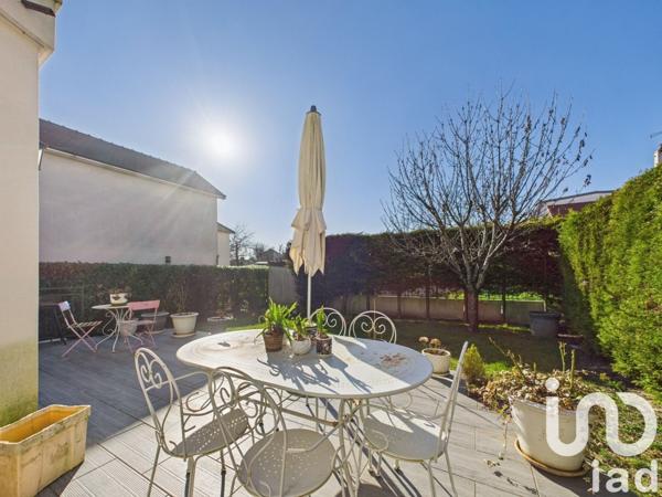 Pavillon 5 pièces de 154 m² à Gagny (93220)