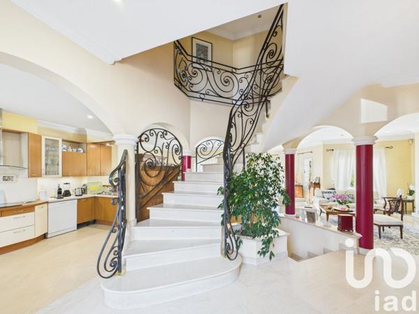 Pavillon 5 pièces de 154 m² à Gagny (93220)