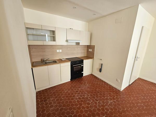 Appartement Studio La Seyne Sur Mer Centre-ville 23.40 m2