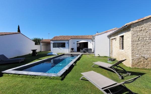 Maison à vendre    5 pièces •  Sainte-Marie-de-Ré