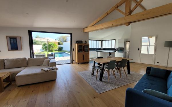 Maison à vendre    5 pièces •  Sainte-Marie-de-Ré