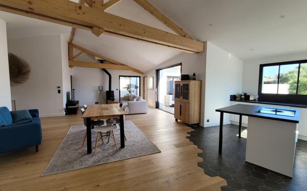 Maison à vendre    5 pièces •  Sainte-Marie-de-Ré