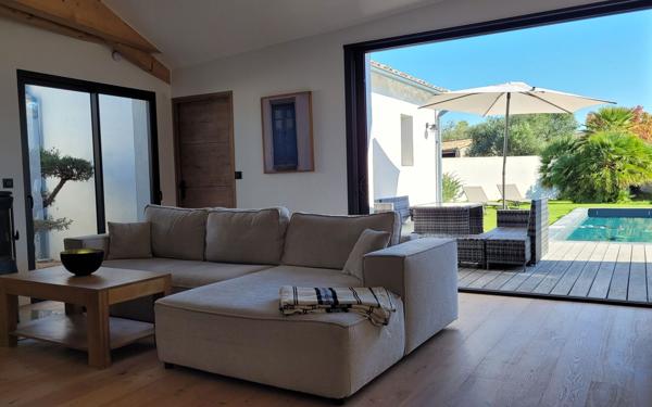 Maison à vendre    5 pièces •  Sainte-Marie-de-Ré