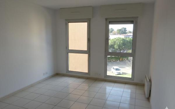 Appartement à vendre    2 pièces • 26,75 m2 Uzès