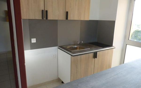 Appartement à vendre    2 pièces • 26,75 m2 Uzès