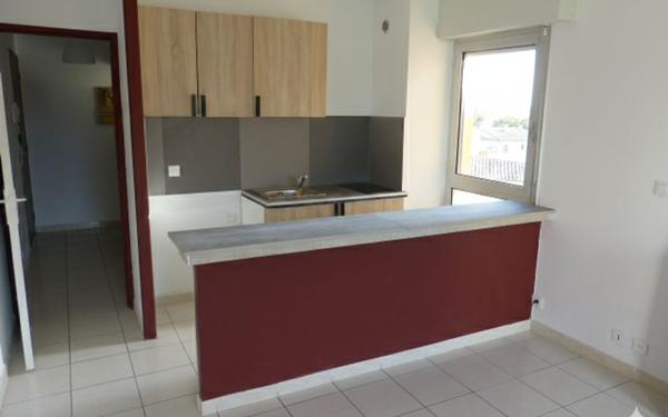 Appartement à vendre    2 pièces • 26,75 m2 Uzès