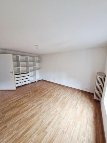 LOCATION DUPLEX REFAIT A NEUF DE 162M2 à CLOUANGE