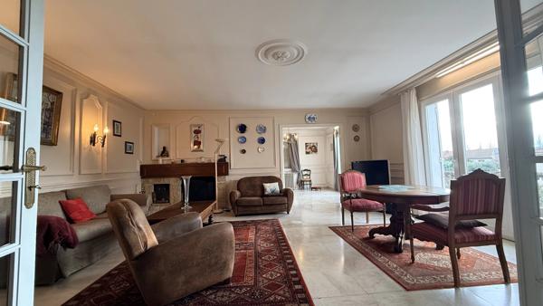 Maison méditerranéenne à Carcassonne, idéale pour les familles avec piscine et jardin,
