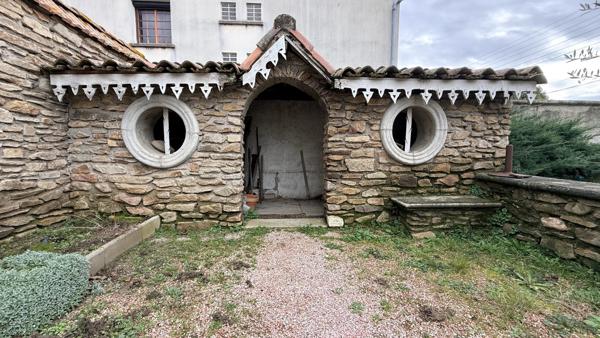 Maison méditerranéenne à Carcassonne, idéale pour les familles avec piscine et jardin,