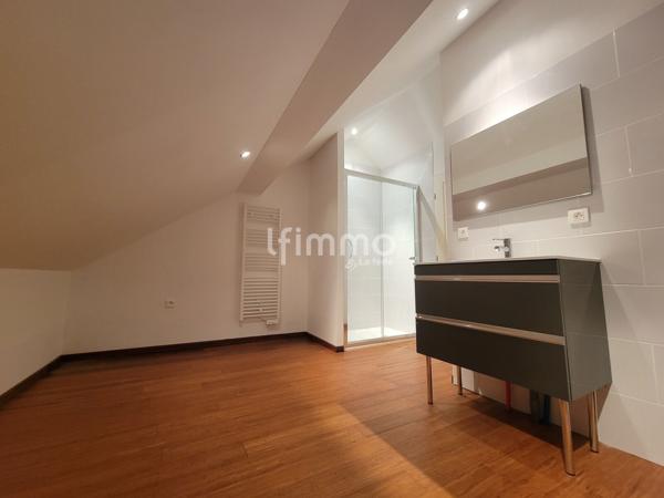 En exclusivité Une maison...pas comme les autres ...
