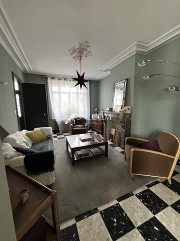 Maison 6 pièce(s) 4 chambre(s) 168 m²