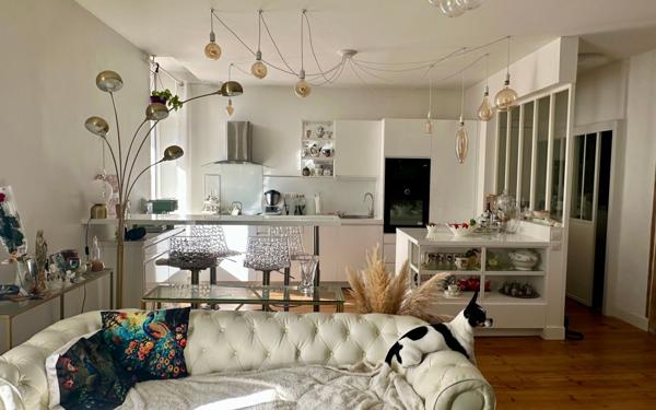 Appartement à vendre    3 pièces • 60 m2 Pau