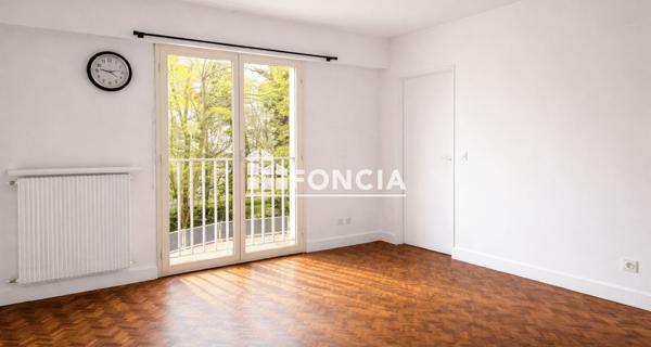 À vendre Appartement 3 pièces 72.07 m² - Versailles 78000