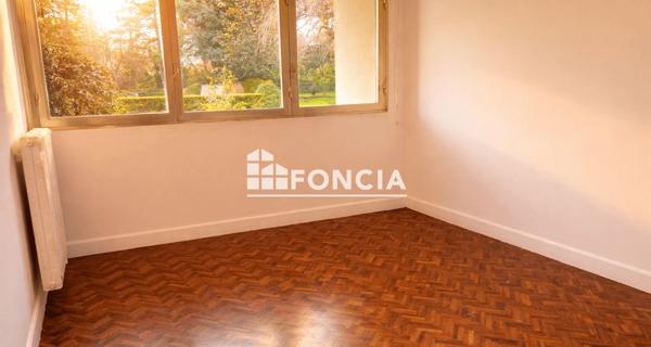 À vendre Appartement 3 pièces 72.07 m² - Versailles 78000