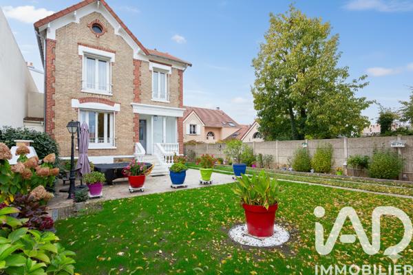 Maison à vendre 7 pièces 188 m² Colombes