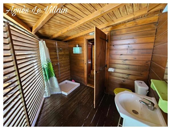 Propriété de 5 Gites Vue Mer + 2 Piscines