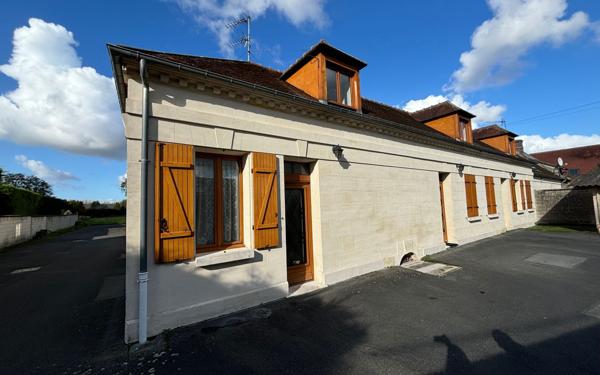 Immeuble à vendre    15 pièces •  Lacroix-Saint-Ouen