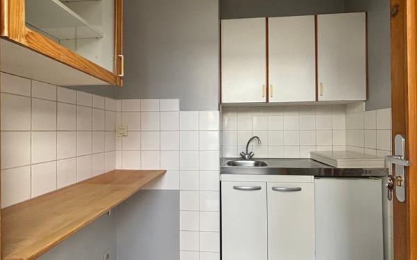 Immeuble à vendre    15 pièces •  Lacroix-Saint-Ouen