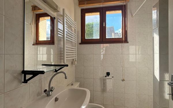 Immeuble à vendre    15 pièces •  Lacroix-Saint-Ouen