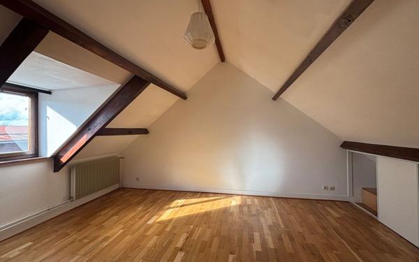 Immeuble à vendre    15 pièces •  Lacroix-Saint-Ouen