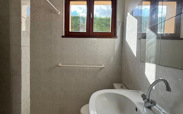 Immeuble à vendre    15 pièces •  Lacroix-Saint-Ouen